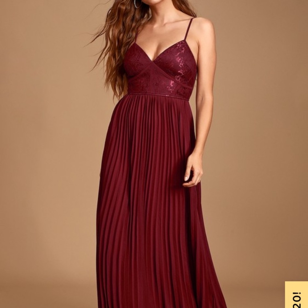 NWT! Burgundy lace long pleated dress